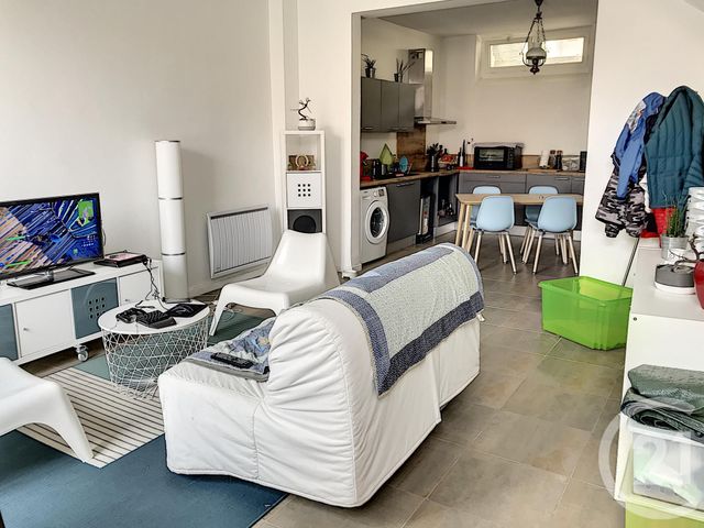 maison à louer - 3 pièces - 83.69 m2 - LECTOURE - 32 - MIDI-PYRENEES - Century 21 J.V. Immobilier maison à louer - 3 pièces - 83.69 m2 - LECTOURE - 32 - MIDI-PYRENEES - Century 21 J.V. Immobilier