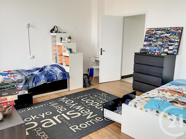 maison à louer - 3 pièces - 83.69 m2 - LECTOURE - 32 - MIDI-PYRENEES - Century 21 J.V. Immobilier maison à louer - 3 pièces - 83.69 m2 - LECTOURE - 32 - MIDI-PYRENEES - Century 21 J.V. Immobilier