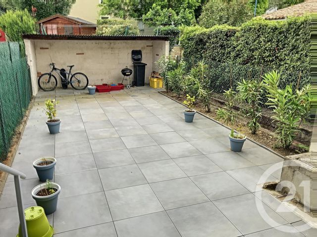 maison à louer - 3 pièces - 83.69 m2 - LECTOURE - 32 - MIDI-PYRENEES - Century 21 J.V. Immobilier maison à louer - 3 pièces - 83.69 m2 - LECTOURE - 32 - MIDI-PYRENEES - Century 21 J.V. Immobilier