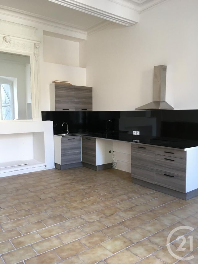 Appartement F2 à louer - 2 pièces - 53.25 m2 - FLEURANCE - 32 - MIDI-PYRENEES - Century 21 J.V. Immobilier Appartement F2 à louer - 2 pièces - 53.25 m2 - FLEURANCE - 32 - MIDI-PYRENEES - Century 21 J.V. Immobilier