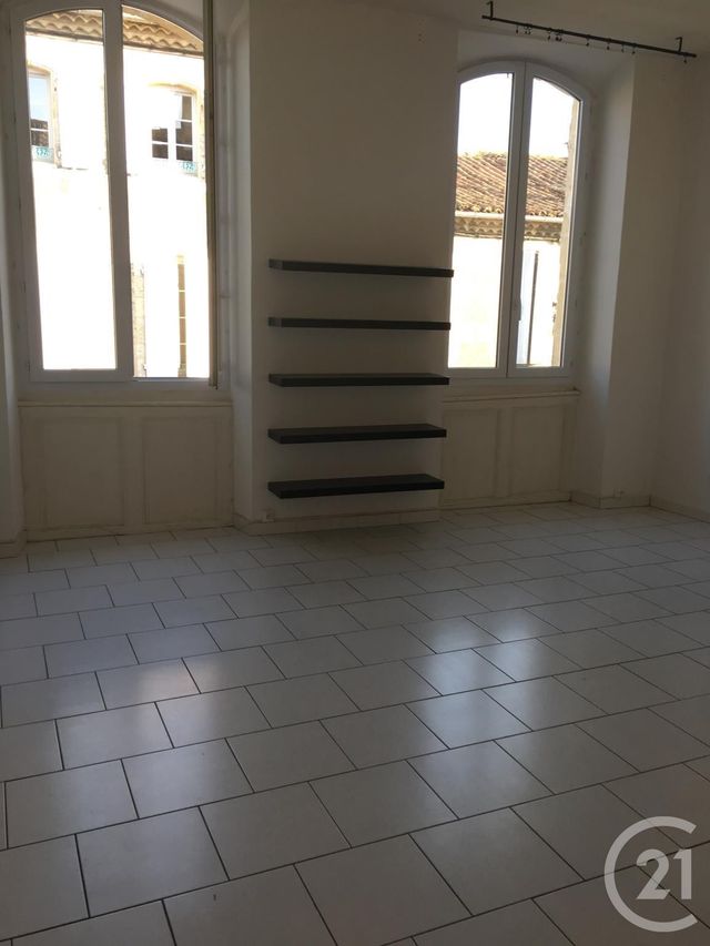 Appartement F3 à louer - 2 pièces - 85.09 m2 - FLEURANCE - 32 - MIDI-PYRENEES - Century 21 J.V. Immobilier Appartement F3 à louer - 2 pièces - 85.09 m2 - FLEURANCE - 32 - MIDI-PYRENEES - Century 21 J.V. Immobilier