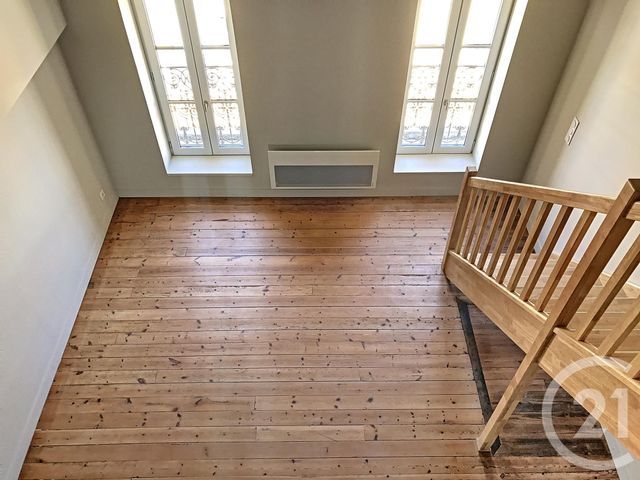 Afficher la photo en grand Appartement F2 à louer - 2 pièces - 60.91 m2 - FLEURANCE - 32 - MIDI-PYRENEES - Century 21 J.V. Immobilier