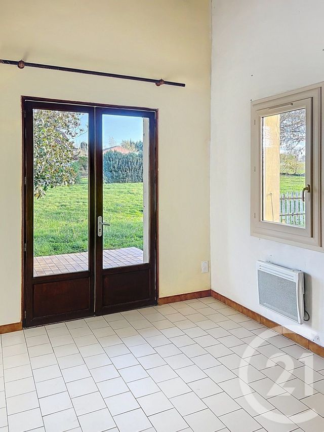 maison à louer - 4 pièces - 143.52 m2 - MIRAMONT LATOUR - 32 - MIDI-PYRENEES - Century 21 J.V. Immobilier