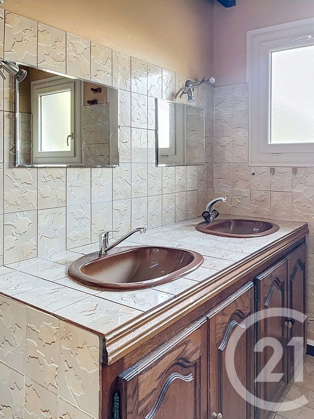 maison à louer - 4 pièces - 143.52 m2 - MIRAMONT LATOUR - 32 - MIDI-PYRENEES - Century 21 J.V. Immobilier