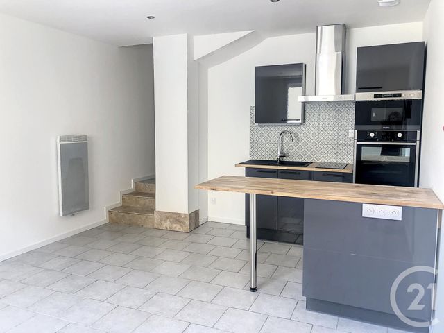 Appartement F2 à louer - 2 pièces - 45.16 m2 - FLEURANCE - 32 - MIDI-PYRENEES - Century 21 J.V. Immobilier