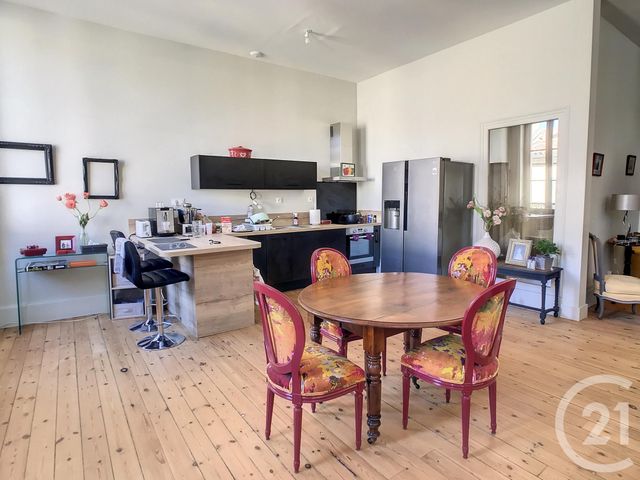 Appartement F3 à louer - 3 pièces - 101.09 m2 - FLEURANCE - 32 - MIDI-PYRENEES - Century 21 J.V. Immobilier