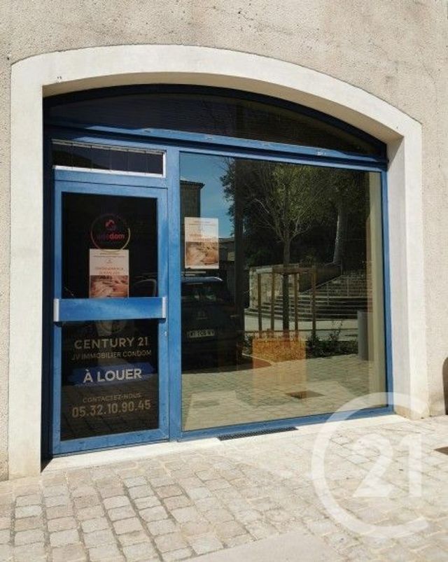 Appartement Local à louer - 2 pièces - 50.71 m2 - CONDOM - 32 - MIDI-PYRENEES - Century 21 J.V. Immobilier