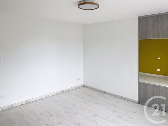 maison à louer - 3 pièces - 92.02 m2 - CEZAN - 32 - MIDI-PYRENEES - Century 21 J.V. Immobilier