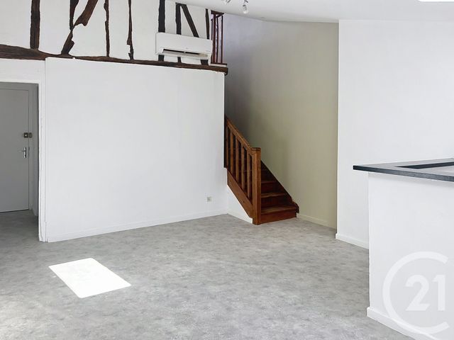 Appartement F2 à louer - 2 pièces - 36.55 m2 - FLEURANCE - 32 - MIDI-PYRENEES - Century 21 J.V. Immobilier