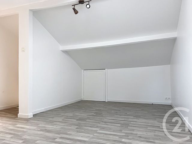 maison à louer - 5 pièces - 112.37 m2 - CONDOM - 32 - MIDI-PYRENEES - Century 21 J.V. Immobilier