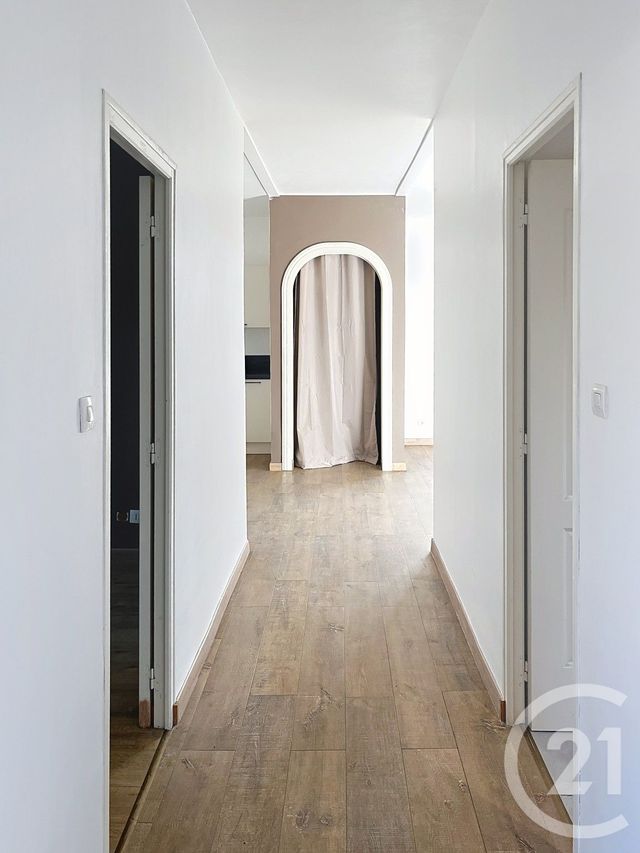 maison à louer - 5 pièces - 112.37 m2 - CONDOM - 32 - MIDI-PYRENEES - Century 21 J.V. Immobilier