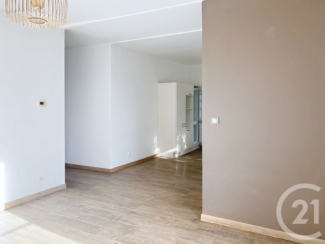 maison à louer - 5 pièces - 112.37 m2 - CONDOM - 32 - MIDI-PYRENEES - Century 21 J.V. Immobilier