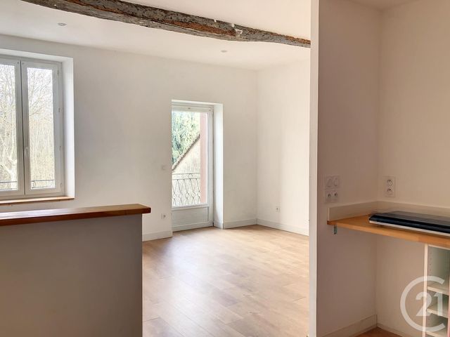 Appartement F1 à louer - 1 pièce - 28.71 m2 - FLEURANCE - 32 - MIDI-PYRENEES - Century 21 J.V. Immobilier