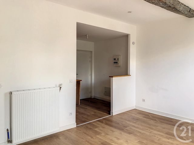 Appartement F1 à louer - 1 pièce - 28.71 m2 - FLEURANCE - 32 - MIDI-PYRENEES - Century 21 J.V. Immobilier