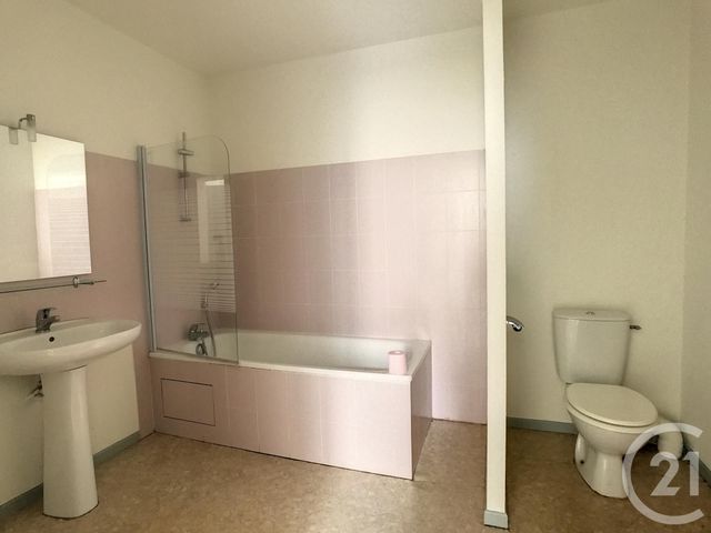 Appartement F2 à louer - 2 pièces - 44.57 m2 - FLEURANCE - 32 - MIDI-PYRENEES - Century 21 J.V. Immobilier