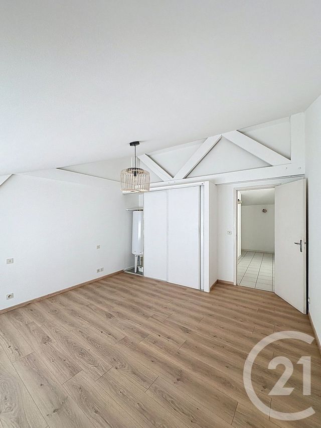 Appartement F2 à louer - 2 pièces - 67.45 m2 - CONDOM - 32 - MIDI-PYRENEES - Century 21 J.V. Immobilier