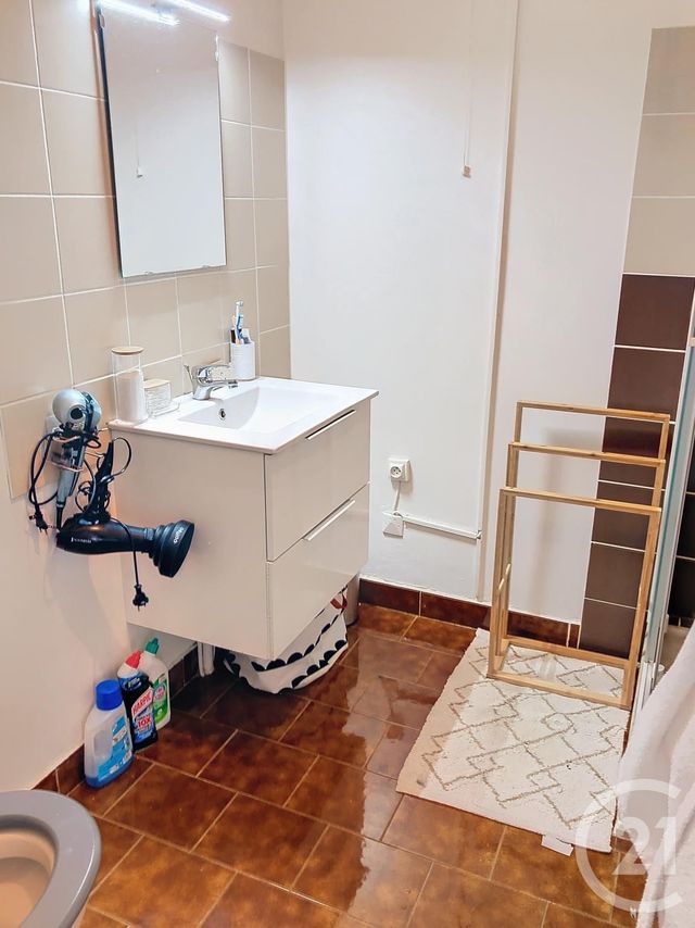 Appartement F2 à louer - 2 pièces - 56.15 m2 - FLEURANCE - 32 - MIDI-PYRENEES - Century 21 J.V. Immobilier