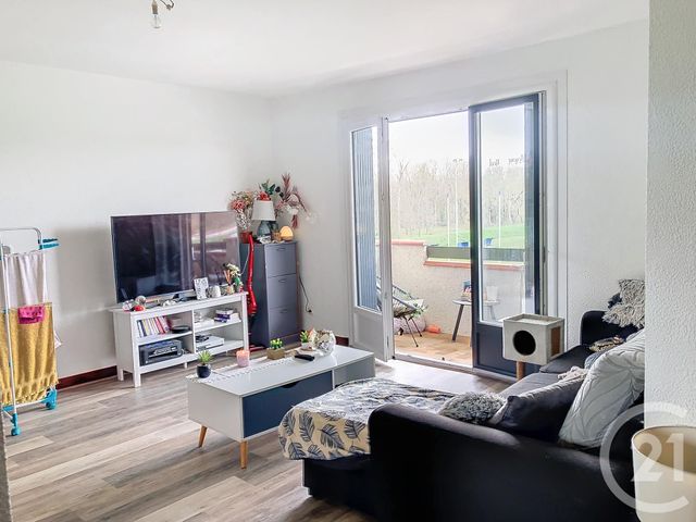 Appartement F2 à louer - 2 pièces - 56.15 m2 - FLEURANCE - 32 - MIDI-PYRENEES - Century 21 J.V. Immobilier