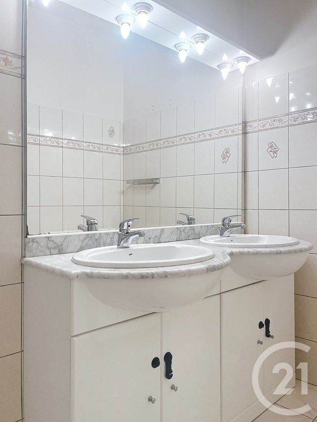 maison à louer - 4 pièces - 84.0 m2 - TERRAUBE - 32 - MIDI-PYRENEES - Century 21 J.V. Immobilier