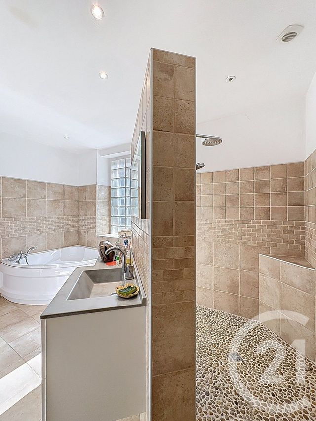 maison à vendre - 5 pièces - 220.79 m2 - FLEURANCE - 32 - MIDI-PYRENEES - Century 21 J.V. Immobilier