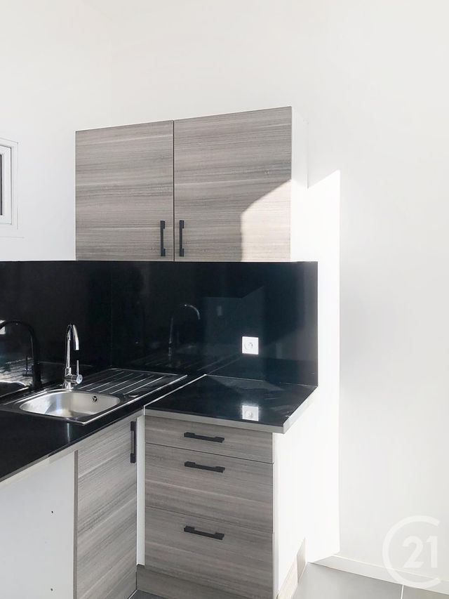 Appartement F3 à louer - 3 pièces - 72.46 m2 - FLEURANCE - 32 - MIDI-PYRENEES - Century 21 J.V. Immobilier