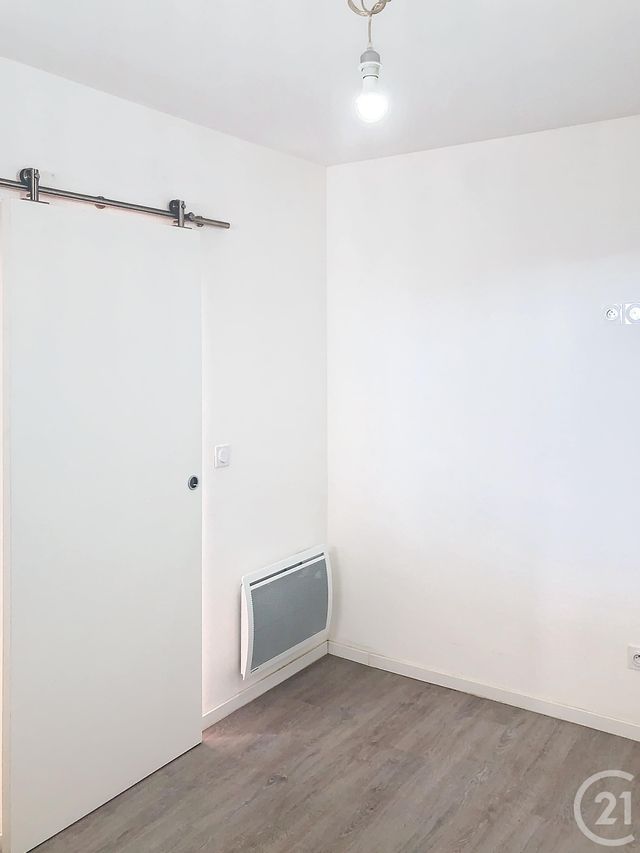 Appartement F3 à louer - 3 pièces - 72.46 m2 - FLEURANCE - 32 - MIDI-PYRENEES - Century 21 J.V. Immobilier