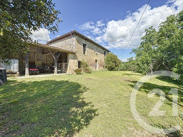 maison à vendre - 7 pièces - 258.71 m2 - CASTERA VERDUZAN - 32 - MIDI-PYRENEES - Century 21 J.V. Immobilier