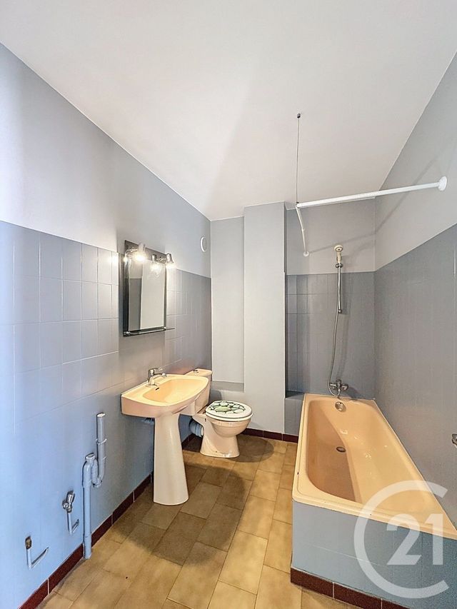 Appartement T2 à vendre - 2 pièces - 44.36 m2 - FLEURANCE - 32 - MIDI-PYRENEES - Century 21 J.V. Immobilier