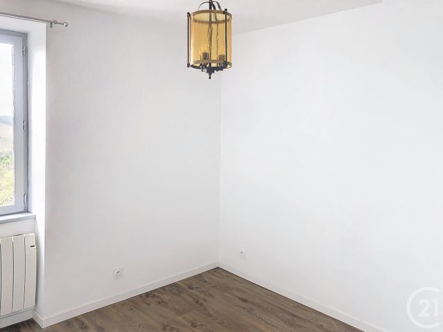 maison à louer - 5 pièces - 138.56 m2 - LA SAUVETAT - 32 - MIDI-PYRENEES - Century 21 J.V. Immobilier