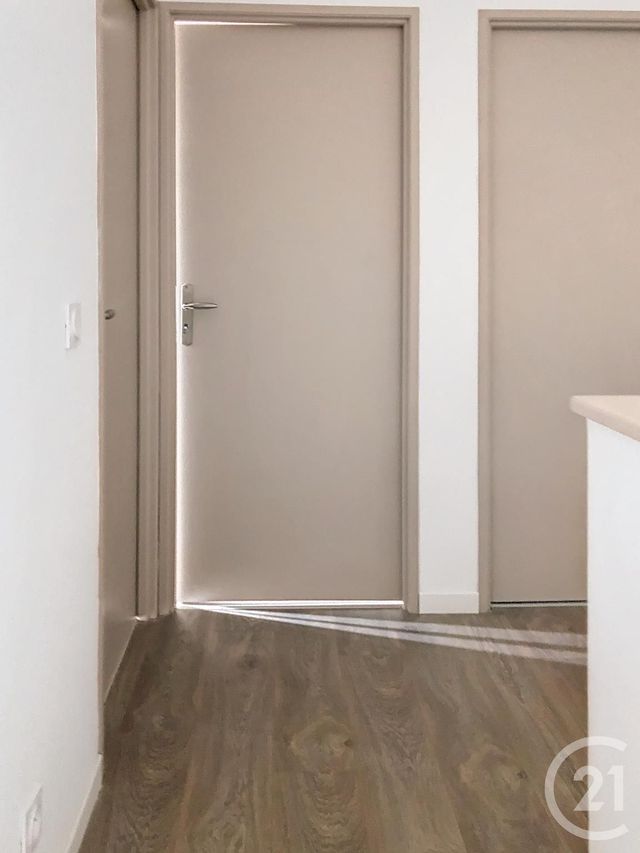 maison à louer - 5 pièces - 138.56 m2 - LA SAUVETAT - 32 - MIDI-PYRENEES - Century 21 J.V. Immobilier