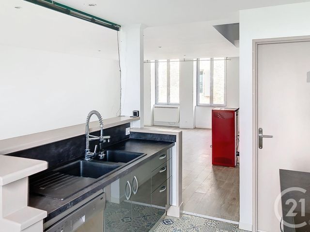 maison à louer - 5 pièces - 138.56 m2 - LA SAUVETAT - 32 - MIDI-PYRENEES - Century 21 J.V. Immobilier