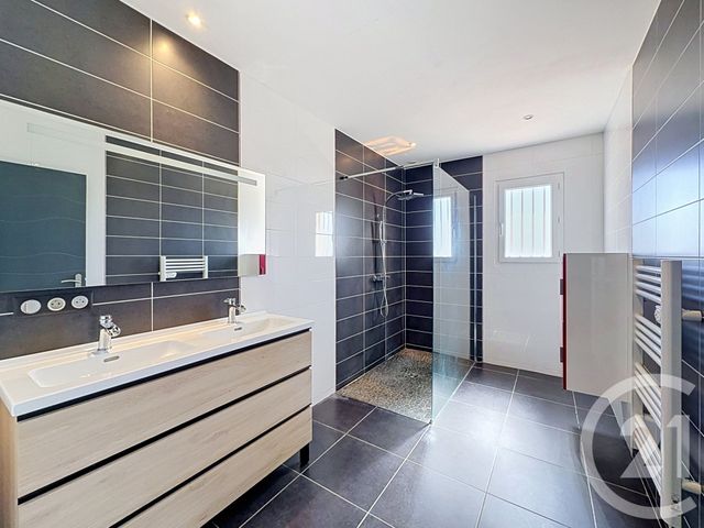 maison à vendre - 4 pièces - 151.39 m2 - MONTESTRUC SUR GERS - 32 - MIDI-PYRENEES - Century 21 J.V. Immobilier