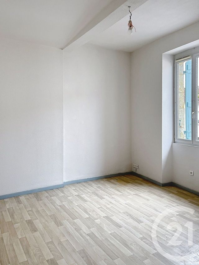 Appartement F3 à louer - 3 pièces - 80.1 m2 - FLEURANCE - 32 - MIDI-PYRENEES - Century 21 J.V. Immobilier