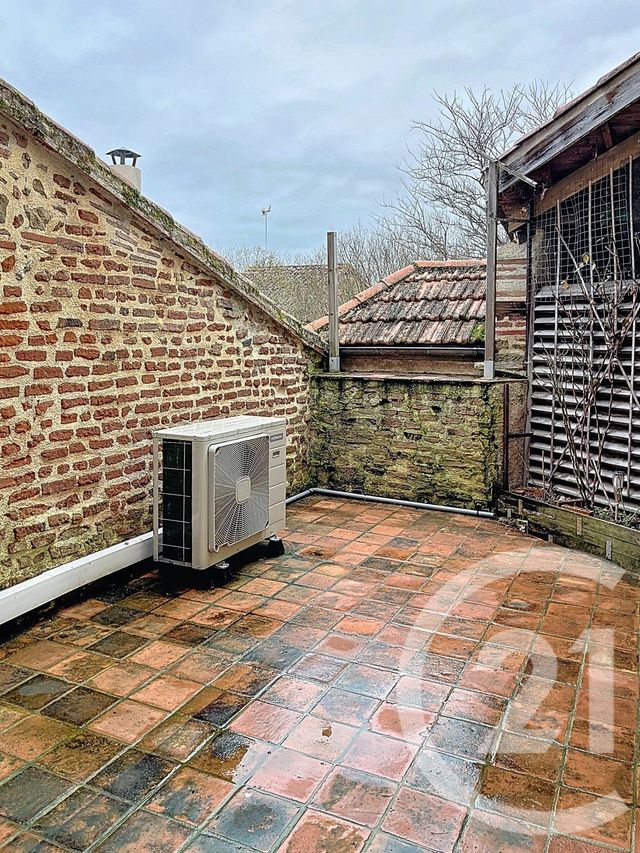 Appartement F3 à louer - 3 pièces - 80.1 m2 - FLEURANCE - 32 - MIDI-PYRENEES - Century 21 J.V. Immobilier