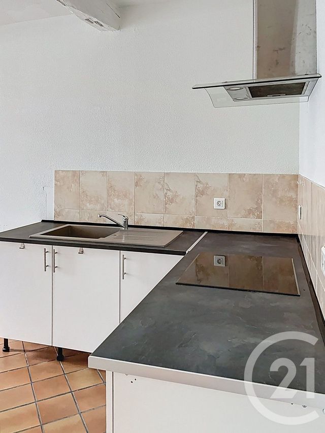 Appartement F3 à louer - 3 pièces - 80.1 m2 - FLEURANCE - 32 - MIDI-PYRENEES - Century 21 J.V. Immobilier