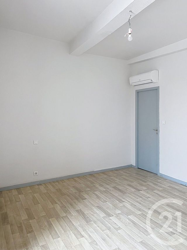 Appartement F3 à louer - 3 pièces - 80.1 m2 - FLEURANCE - 32 - MIDI-PYRENEES - Century 21 J.V. Immobilier