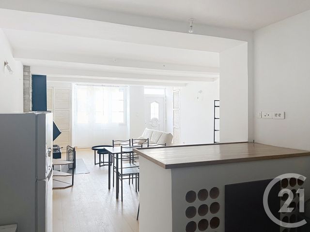 maison à louer - 3 pièces - 99.06 m2 - BEAUCAIRE - 32 - MIDI-PYRENEES - Century 21 J.V. Immobilier