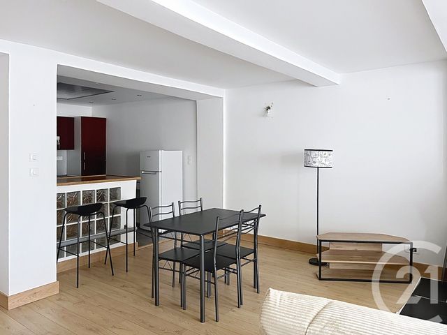 maison à louer - 3 pièces - 99.06 m2 - BEAUCAIRE - 32 - MIDI-PYRENEES - Century 21 J.V. Immobilier