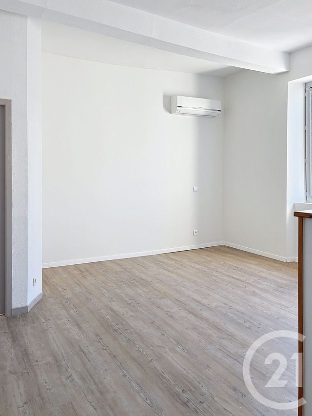 Appartement Studio à louer - 1 pièce - 42.0 m2 - FLEURANCE - 32 - MIDI-PYRENEES - Century 21 J.V. Immobilier