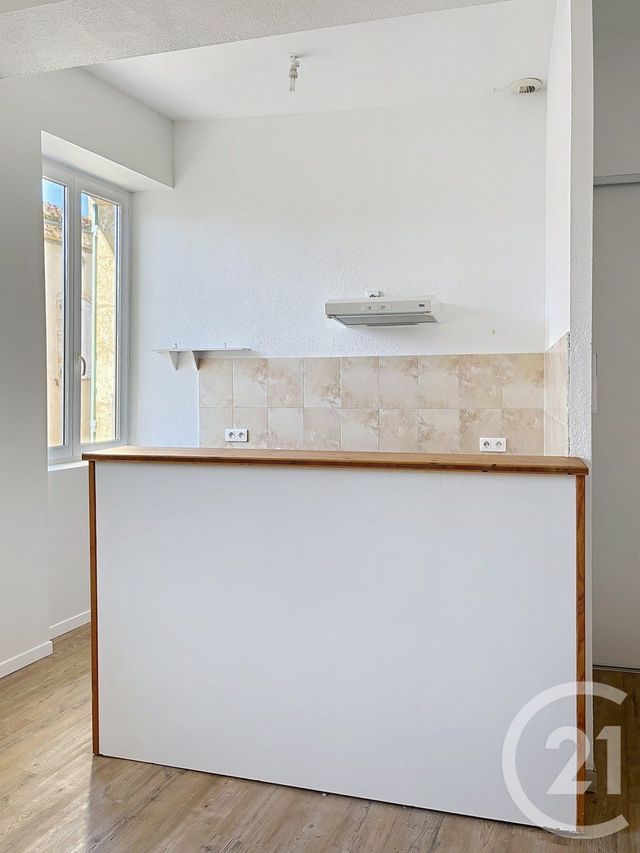 Appartement Studio à louer - 1 pièce - 42.0 m2 - FLEURANCE - 32 - MIDI-PYRENEES - Century 21 J.V. Immobilier