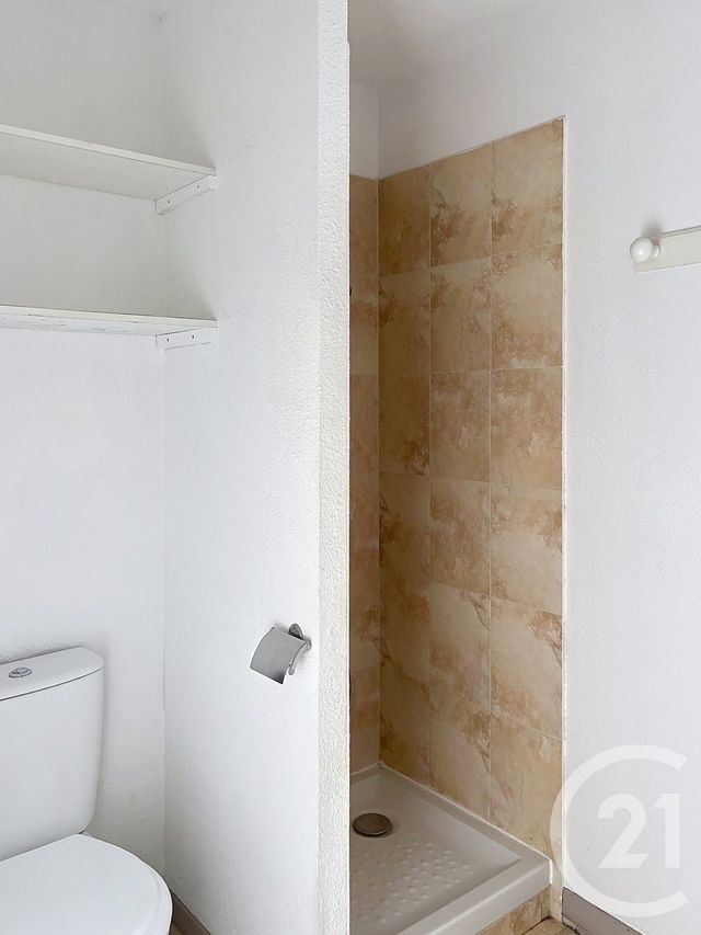 Appartement Studio à louer - 1 pièce - 42.0 m2 - FLEURANCE - 32 - MIDI-PYRENEES - Century 21 J.V. Immobilier