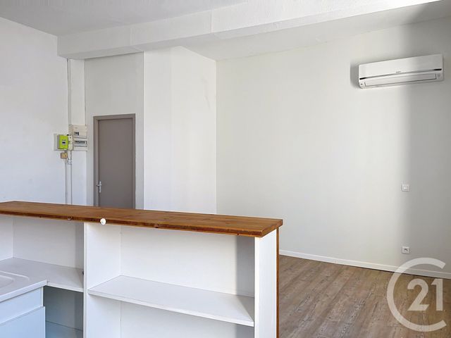 Appartement Studio à louer - 1 pièce - 42.0 m2 - FLEURANCE - 32 - MIDI-PYRENEES - Century 21 J.V. Immobilier