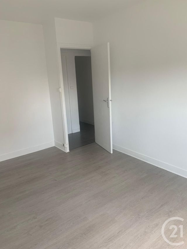 Appartement F3 à louer - 3 pièces - 76.49 m2 - FLEURANCE - 32 - MIDI-PYRENEES - Century 21 J.V. Immobilier
