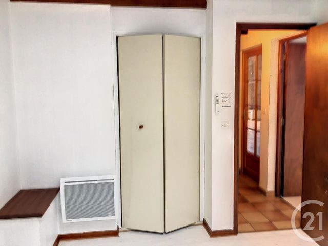 Appartement F4 à louer - 4 pièces - 95.2 m2 - ST CLAR - 32 - MIDI-PYRENEES - Century 21 J.V. Immobilier