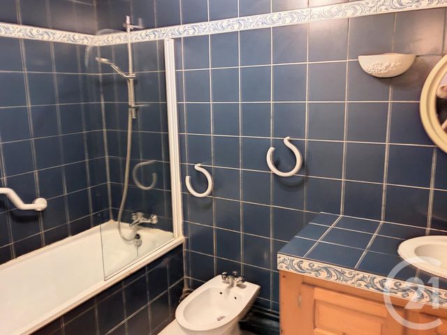 Appartement F4 à louer - 4 pièces - 95.2 m2 - ST CLAR - 32 - MIDI-PYRENEES - Century 21 J.V. Immobilier