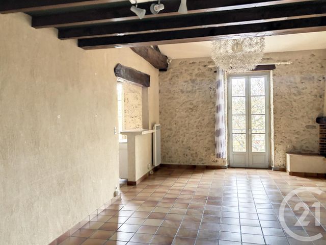 Appartement F4 à louer - 4 pièces - 95.2 m2 - ST CLAR - 32 - MIDI-PYRENEES - Century 21 J.V. Immobilier