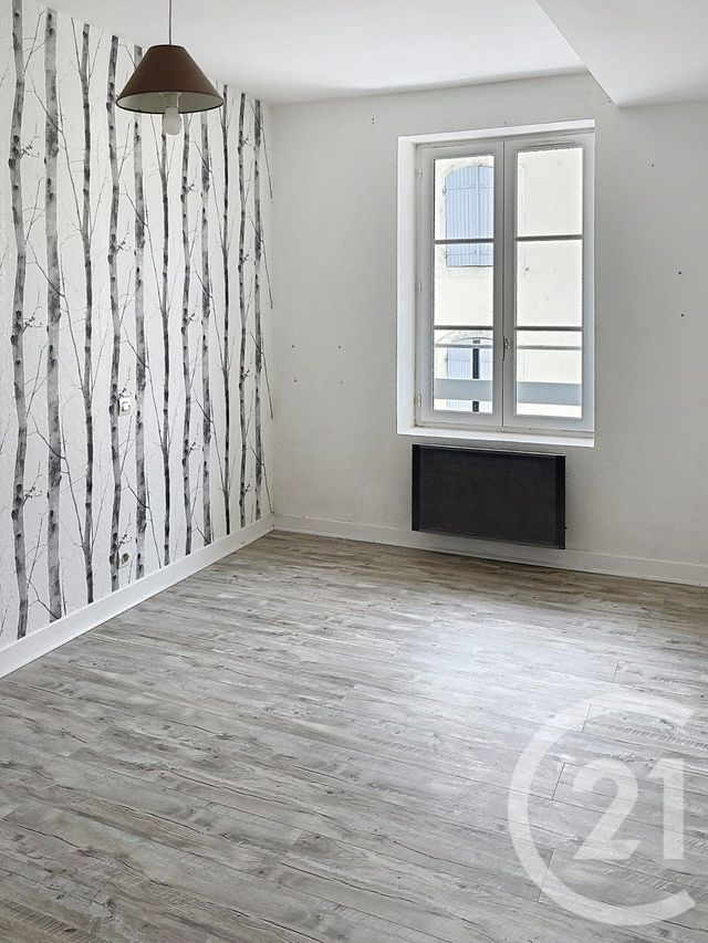 Appartement F3 à louer - 3 pièces - 85.44 m2 - FLEURANCE - 32 - MIDI-PYRENEES - Century 21 J.V. Immobilier