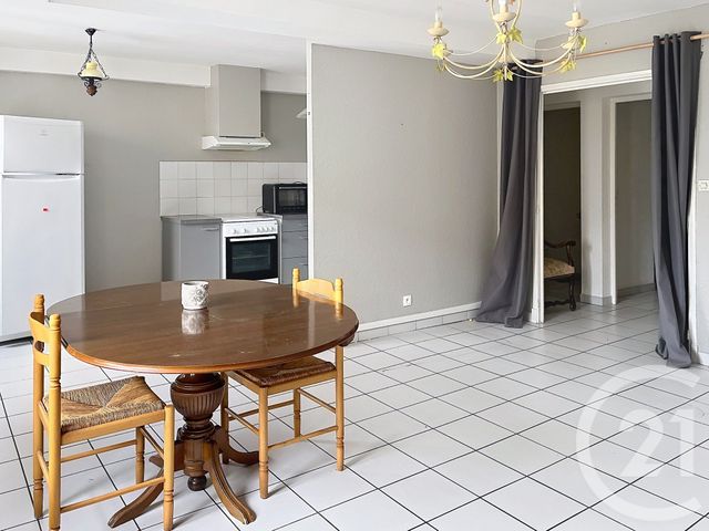 Appartement F3 à louer - 3 pièces - 85.44 m2 - FLEURANCE - 32 - MIDI-PYRENEES - Century 21 J.V. Immobilier