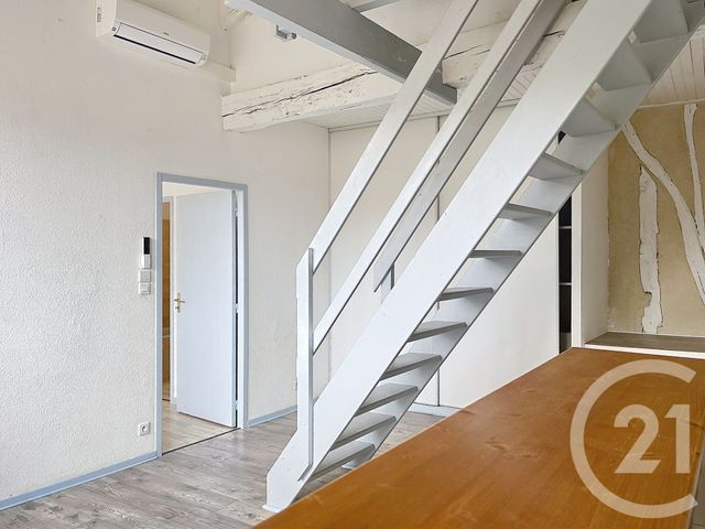 Appartement F3 à louer - 3 pièces - 78.0 m2 - FLEURANCE - 32 - MIDI-PYRENEES - Century 21 J.V. Immobilier