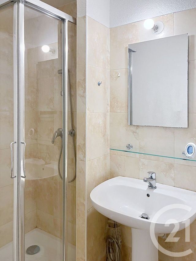 Appartement F3 à louer - 3 pièces - 78.0 m2 - FLEURANCE - 32 - MIDI-PYRENEES - Century 21 J.V. Immobilier